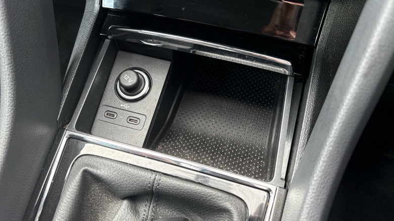 Skoda Karoq 1.0 TSI 110 SE 5dr Petrol Estate